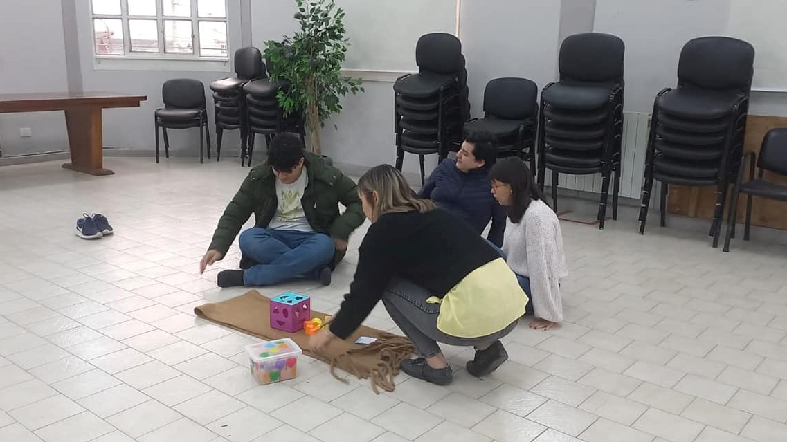 Taller Teórico Práctico ''Hacia el Empoderamiento de las Familias.'' Fundación TEA Santa Cruz